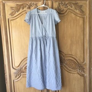 Dawn dress in pale blue cotton